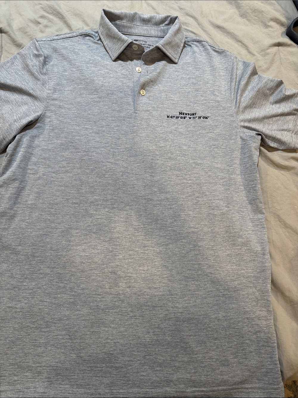 Vineyard vines Sankaty on-the-go Newport Light Gray Microstrip Polo